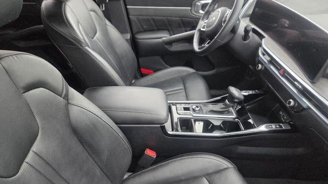 2024 Kia Sorento X-Pro SX-Prestige