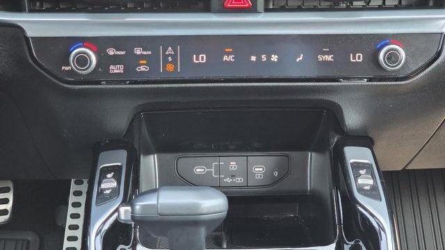 2024 Kia Sorento X-Pro SX-Prestige