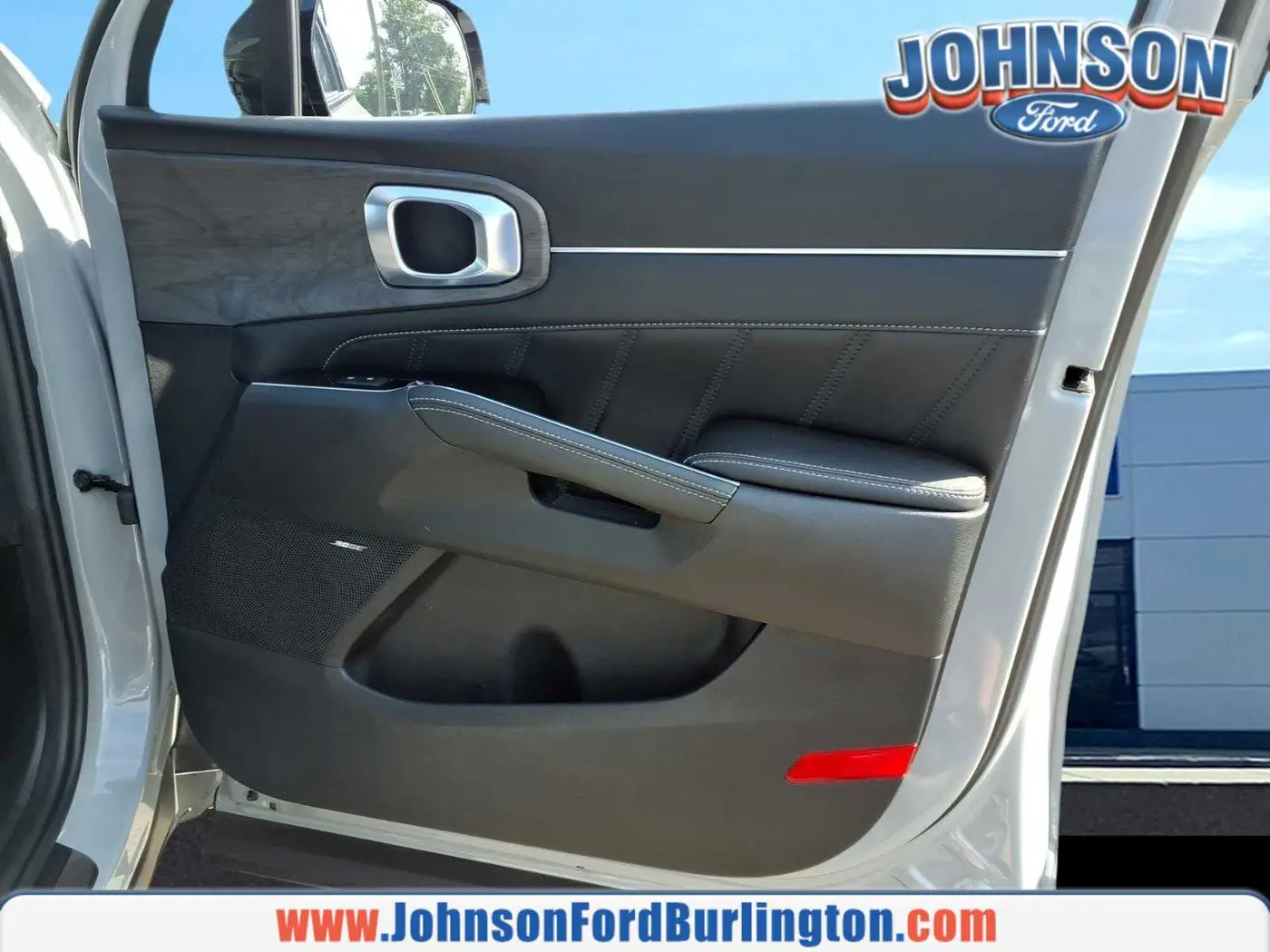 2024 Kia Sorento - $32,700