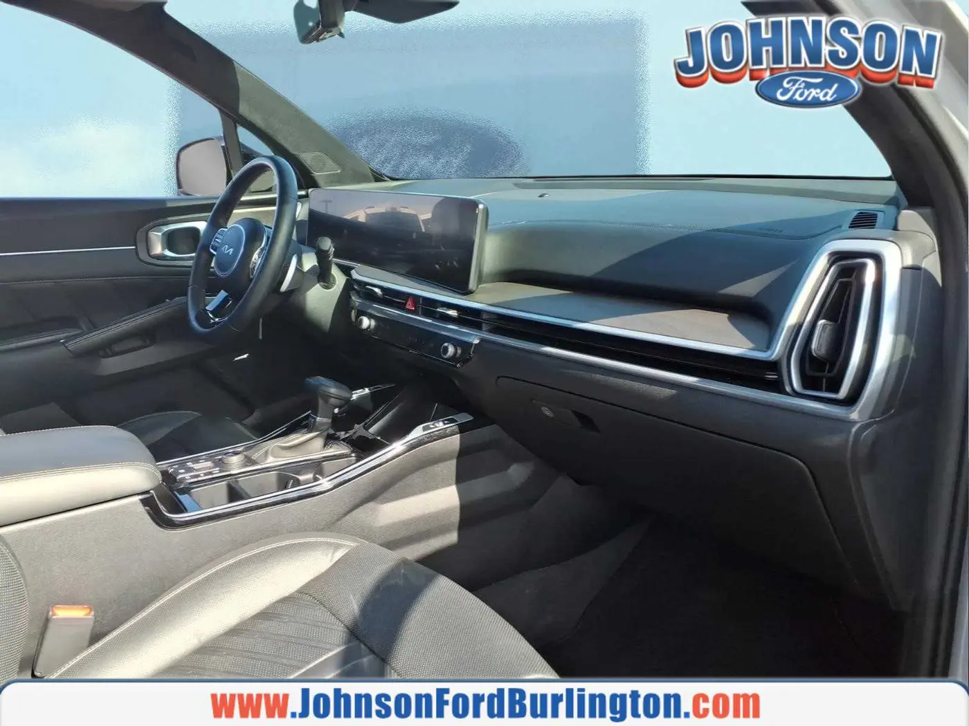2024 Kia Sorento - $32,700