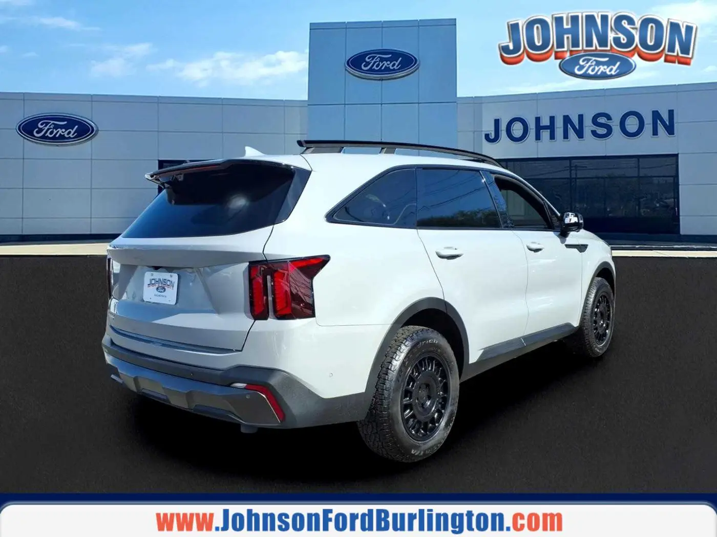 2024 Kia Sorento - $32,700