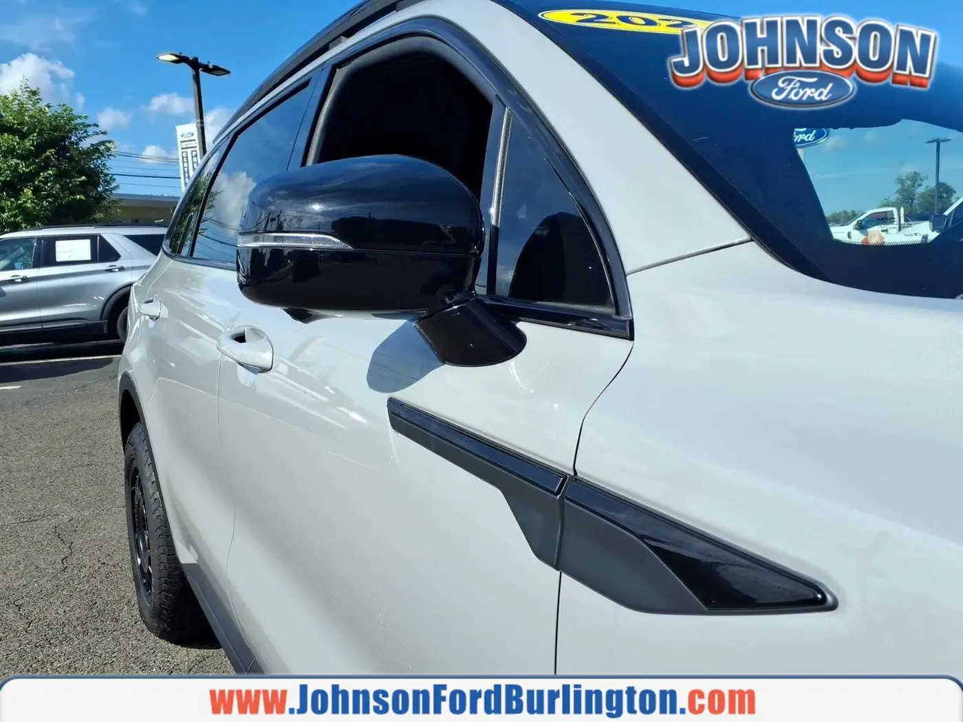 2024 Kia Sorento - $32,700