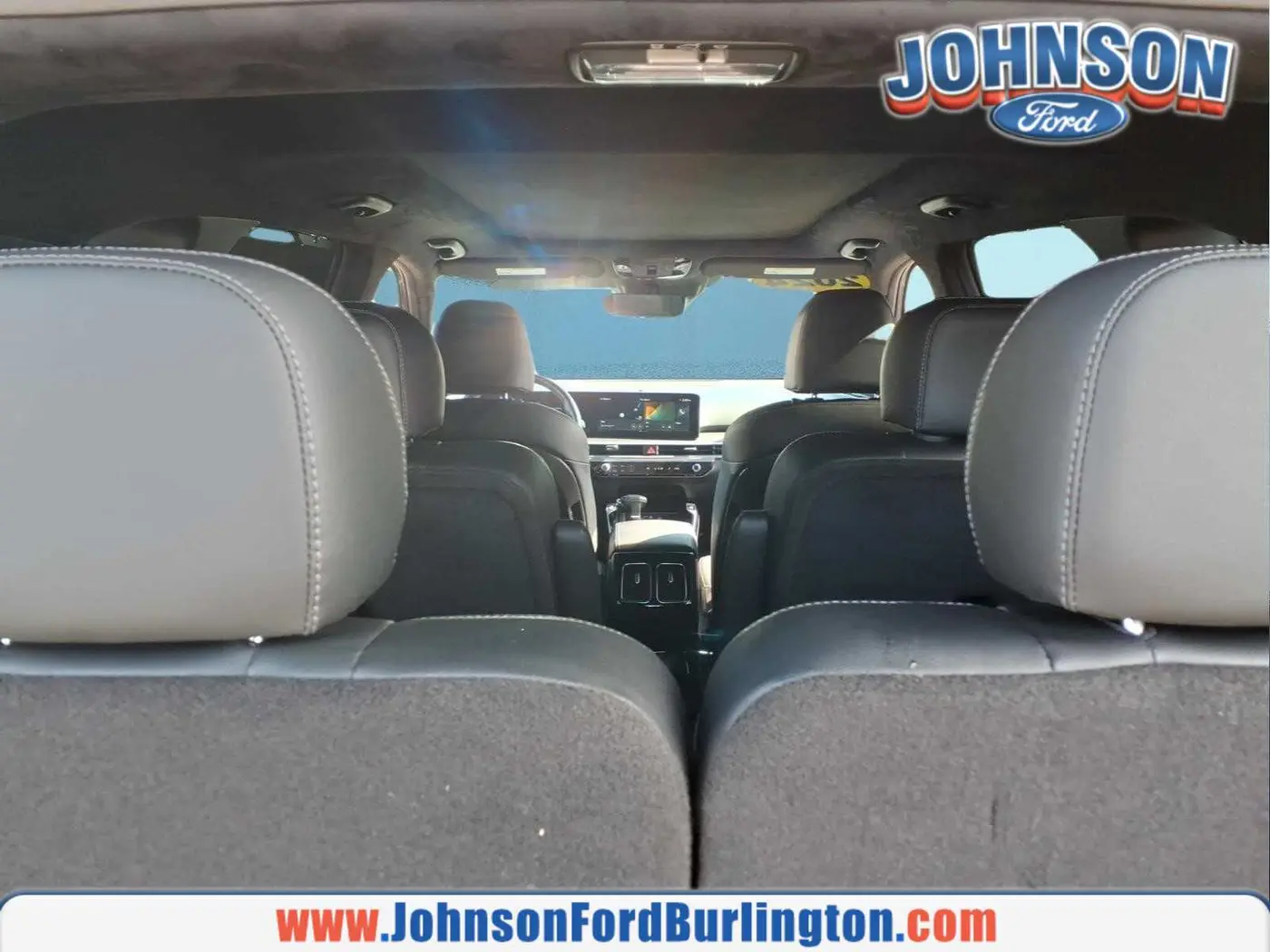 2024 Kia Sorento - $32,700