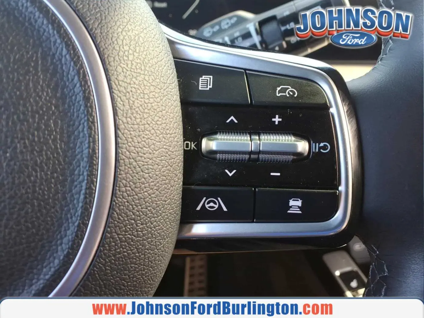 2024 Kia Sorento - $32,700