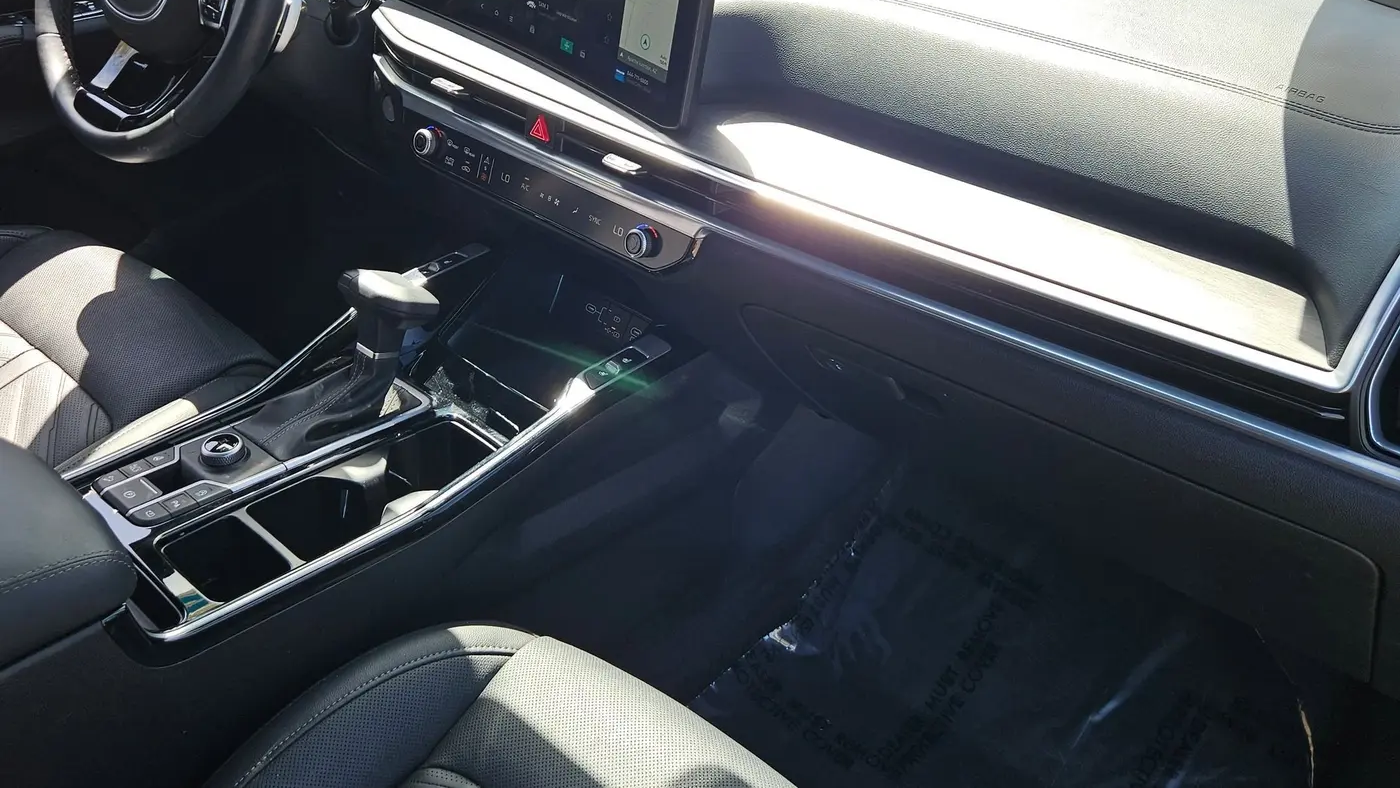 2025 Kia Sorento X-Line SX