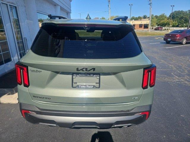 2025 Kia Sorento - $35,998