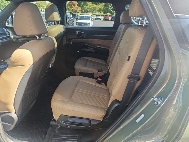2025 Kia Sorento - $35,998
