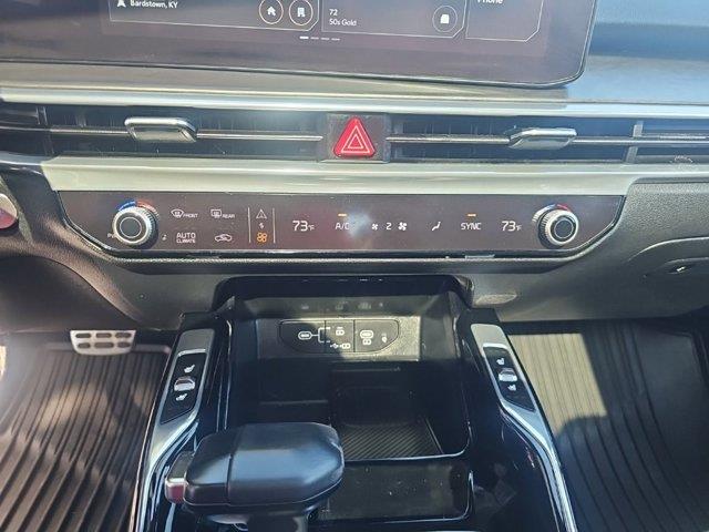 2025 Kia Sorento - $35,998