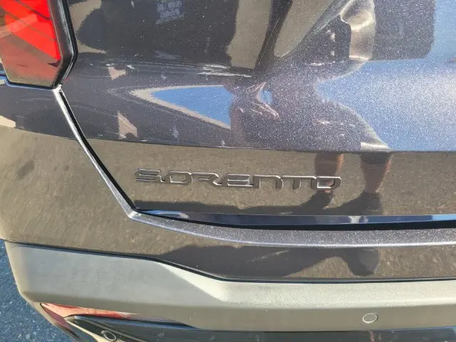 2026 Kia Sorento - $38,678