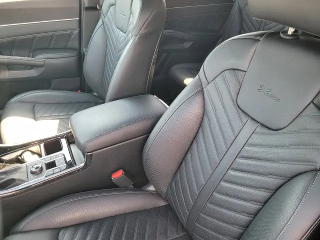 2026 Kia Sorento - $38,678