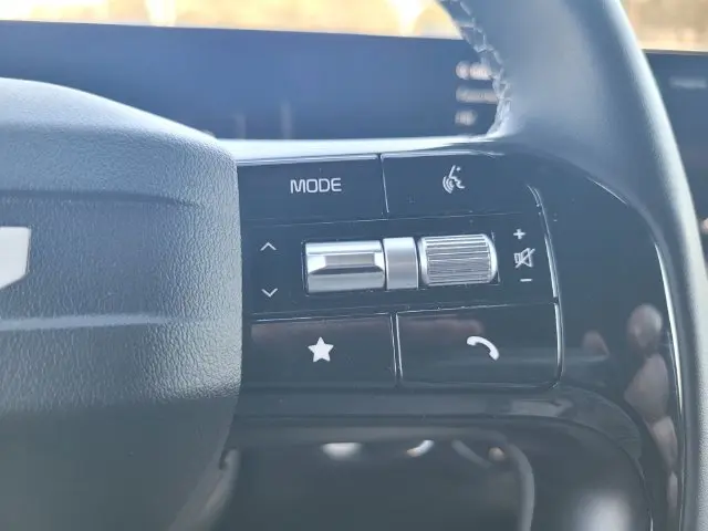 2026 Kia Sorento - $38,678