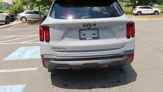 2025 Kia Sorento X-Line SX