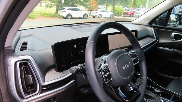 2025 Kia Sorento X-Line SX