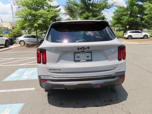 2025 Kia Sorento - $38,495