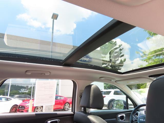 2025 Kia Sorento - $38,495