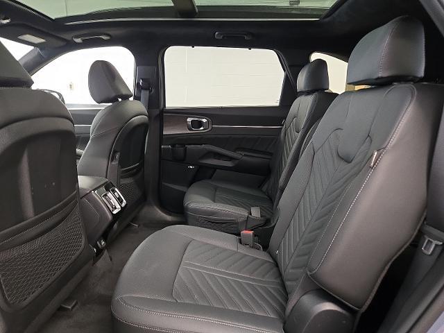2025 Kia Sorento - $36,999