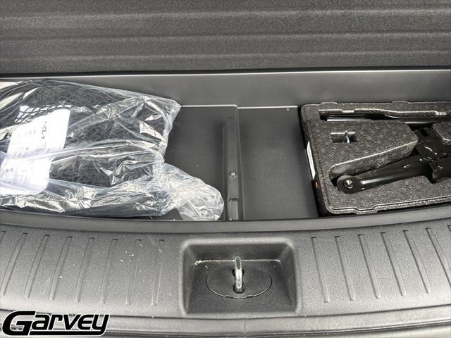 2025 Kia Sorento - $40,990