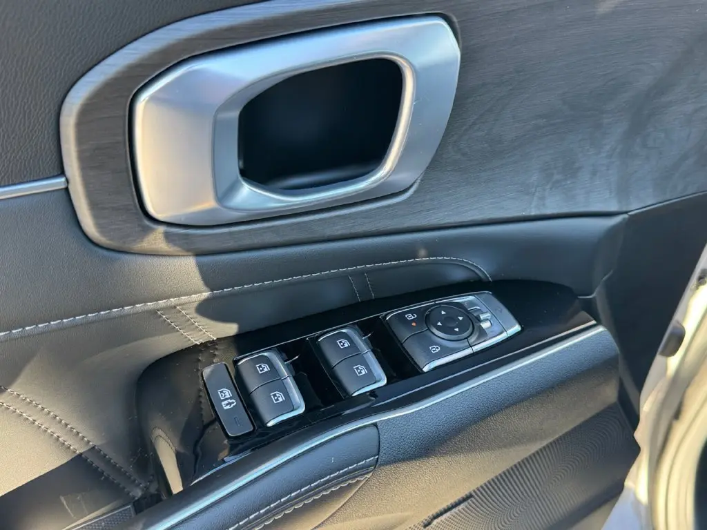 2026 Kia Sorento - $36,000