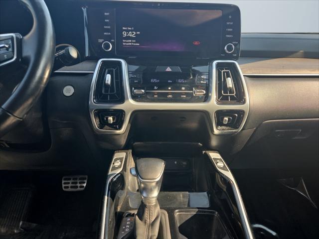2022 Kia Sorento - $24,860
