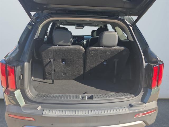 2022 Kia Sorento - $24,860