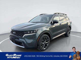 2023 Kia Sorento with Aruba Green Exterior