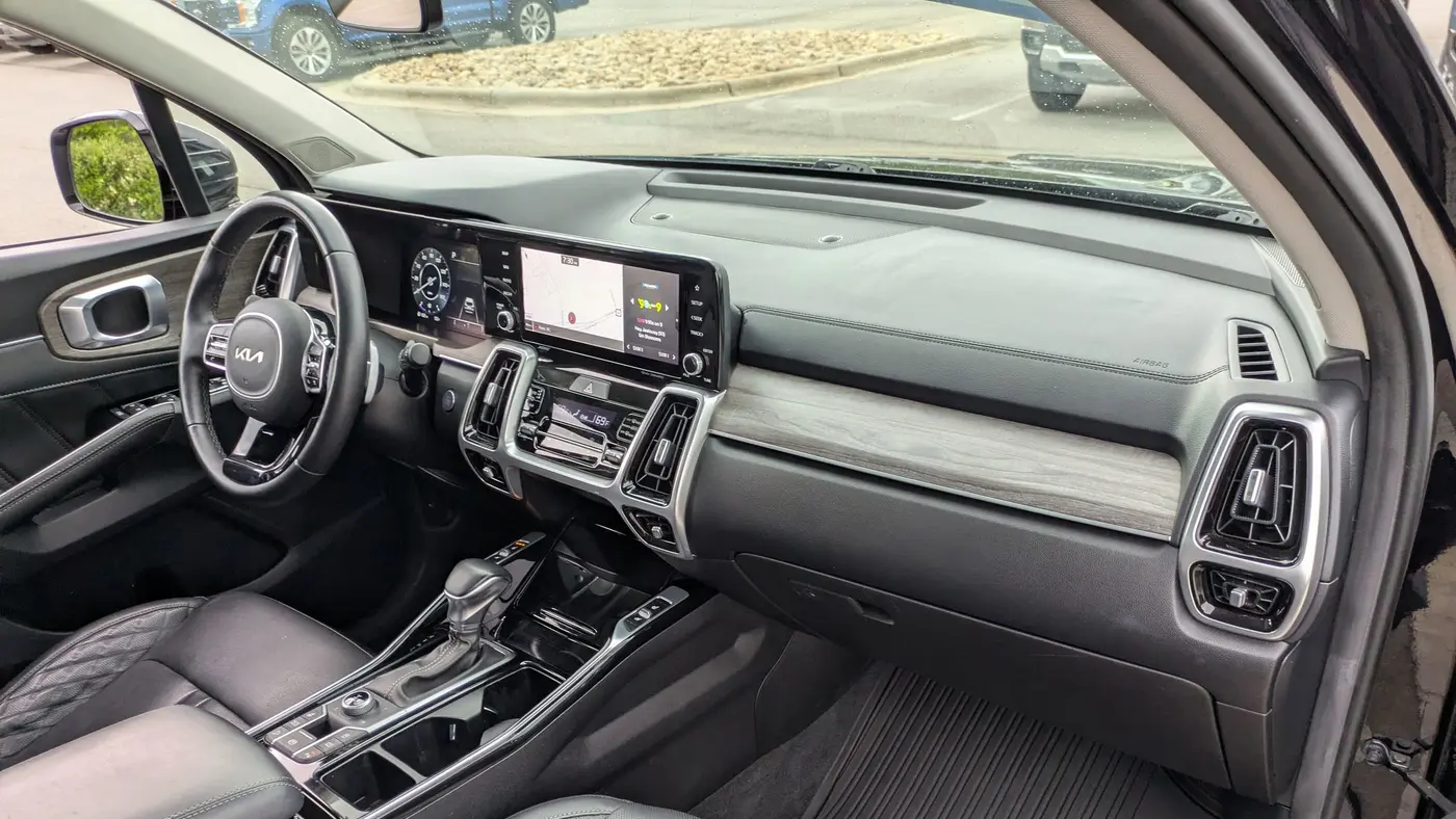 2022 Kia Sorento SX