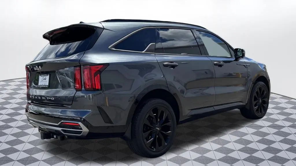 2022 Kia Sorento SX