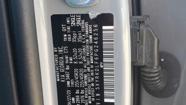 2023 Kia Sorento SX