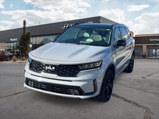 2022 Kia Sorento with Wolf Gray Exterior