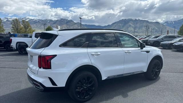 2022 Kia Sorento SX