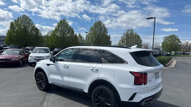 2022 Kia Sorento SX