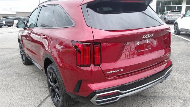 2023 Kia Sorento SX