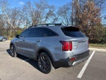 2023 Sorento Thumbnail 3
