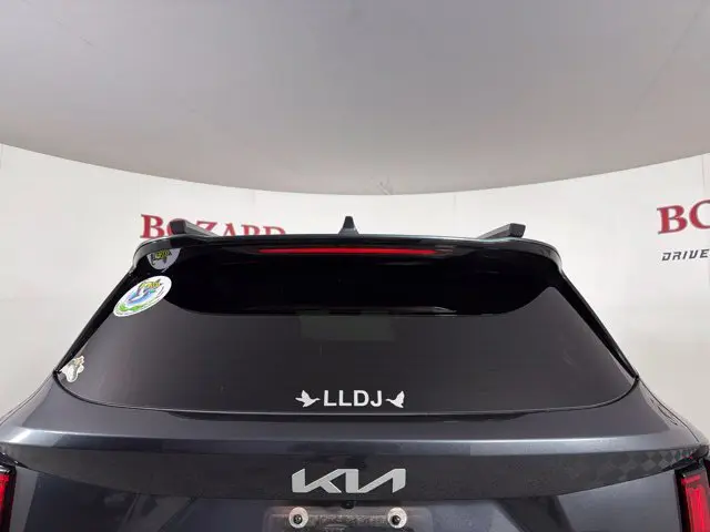 2022 Kia Sorento - $23,500