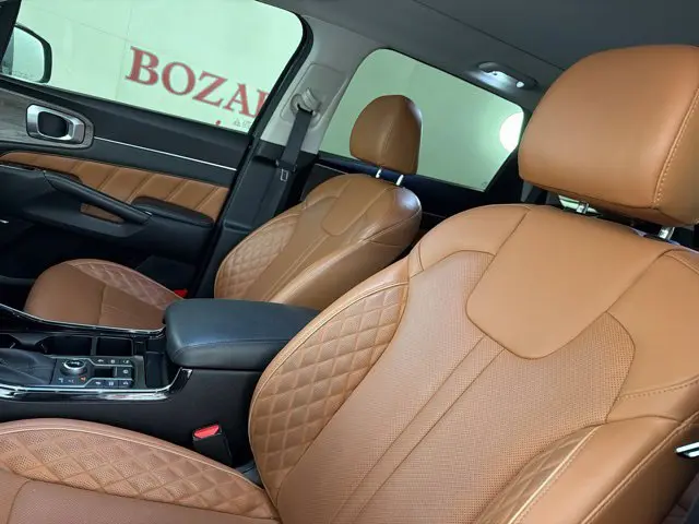 2022 Kia Sorento - $23,500