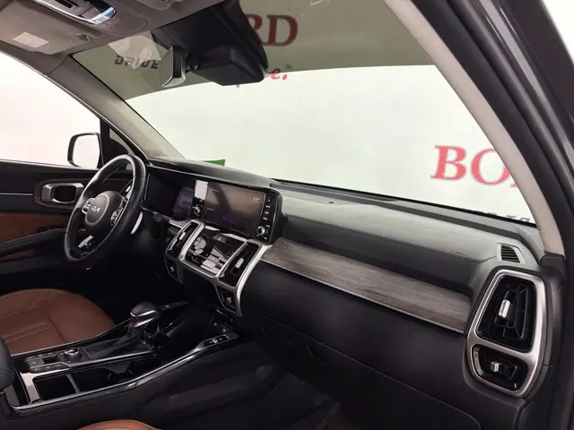 2022 Kia Sorento - $23,500