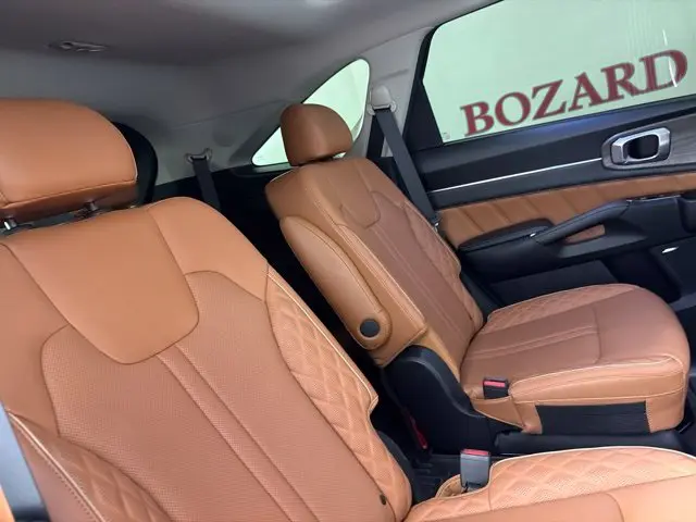 2022 Kia Sorento - $23,500