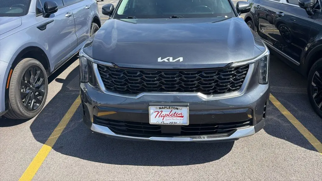 2024 Kia Sorento S