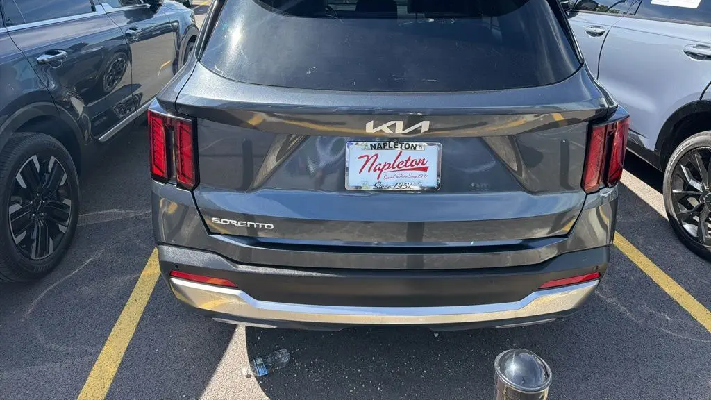 2024 Kia Sorento S