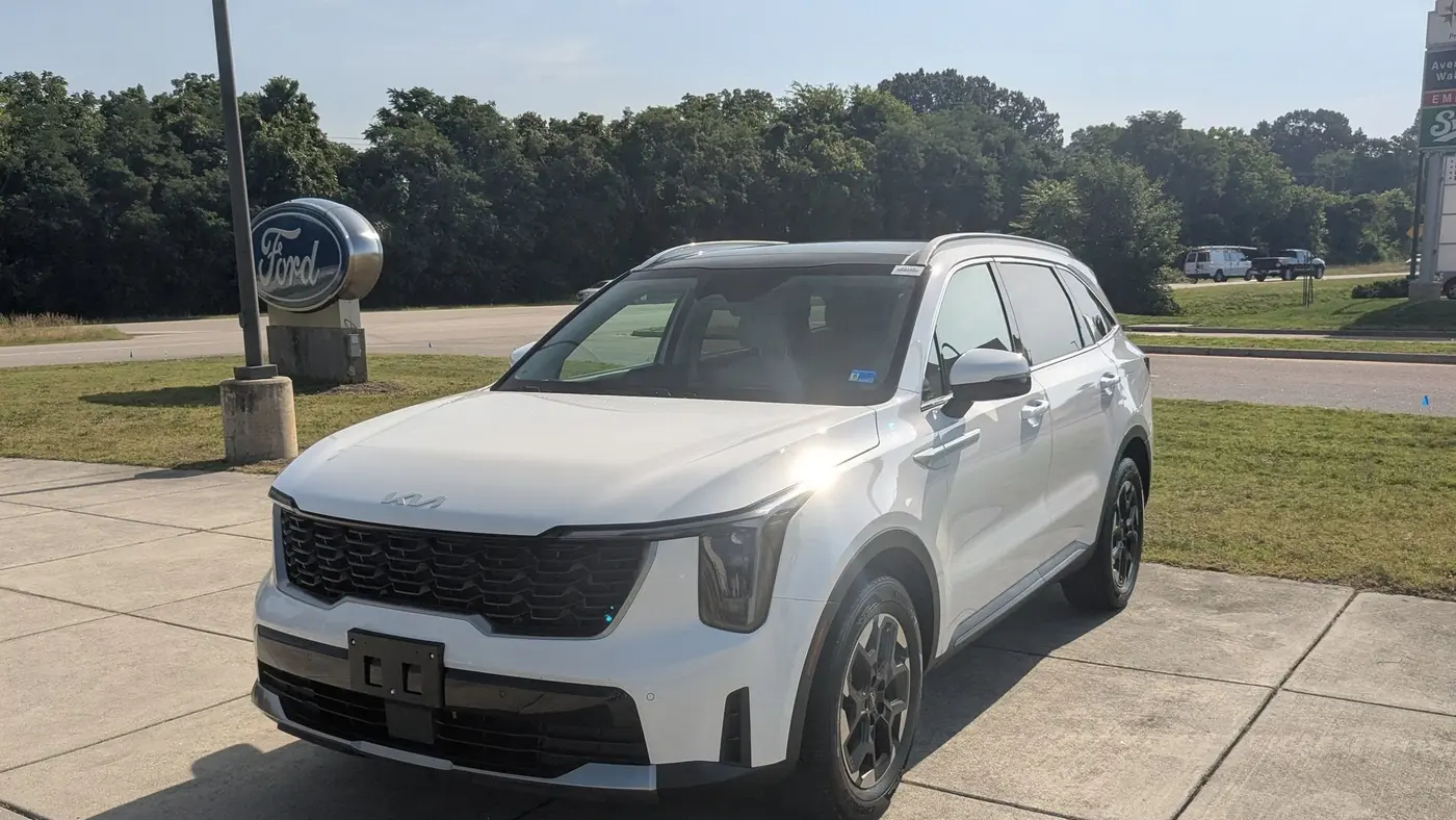 2024 Kia Sorento S