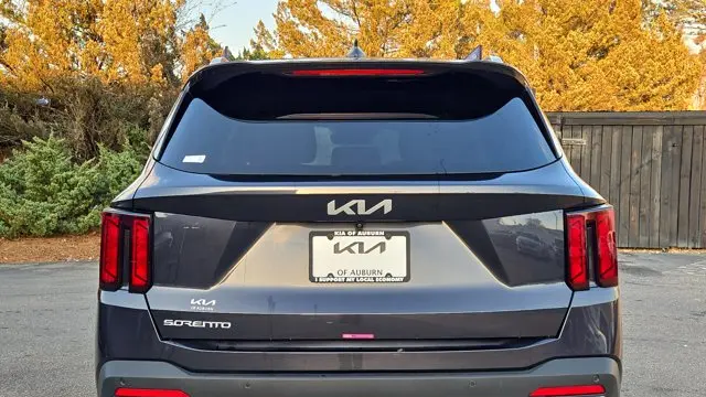 2025 Kia Sorento S