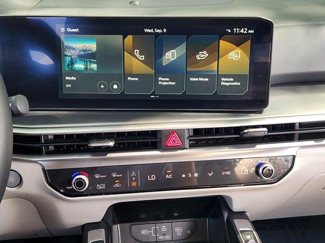 2026 Kia Sorento - $31,895
