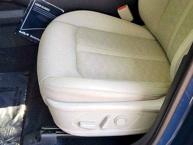 2026 Kia Sorento - $31,895