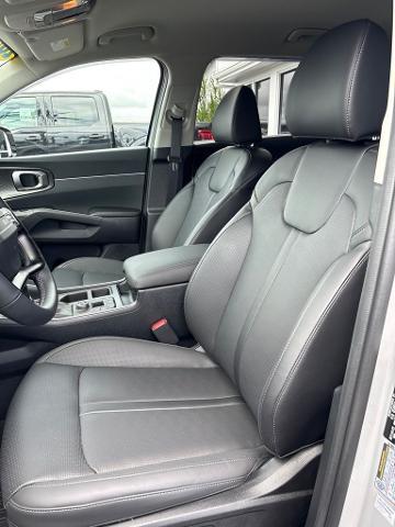 2026 Kia Sorento - $37,967