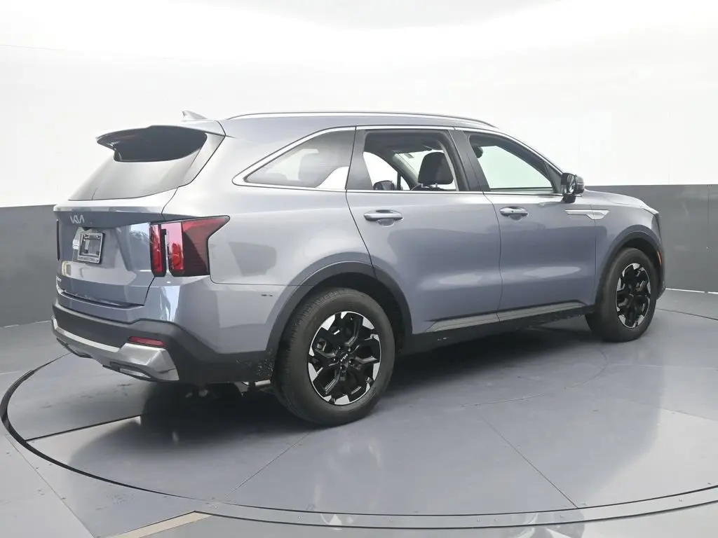 2024 Kia Sorento - $24,991