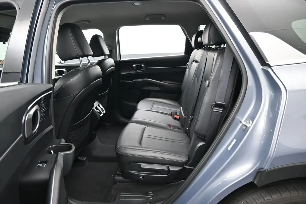 2024 Kia Sorento - $24,991