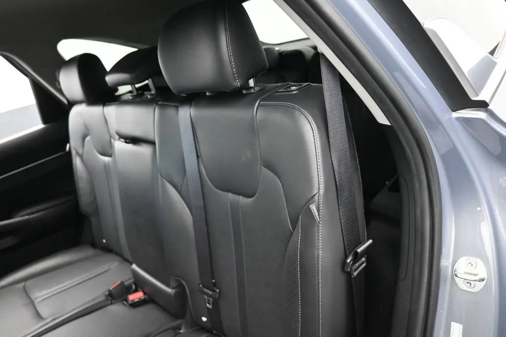 2024 Kia Sorento - $24,991