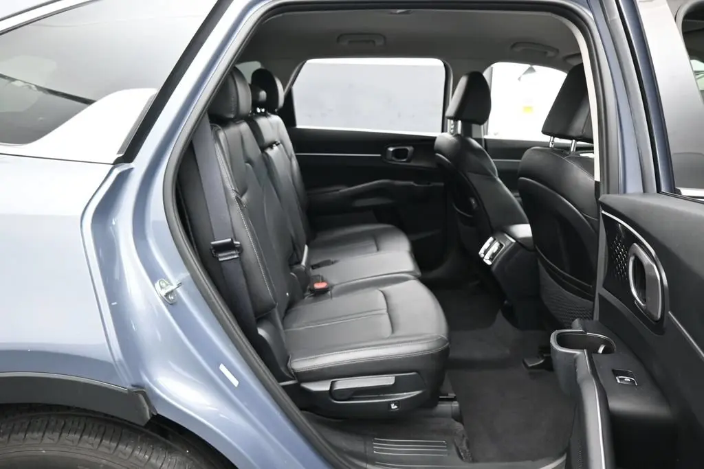 2024 Kia Sorento - $24,991