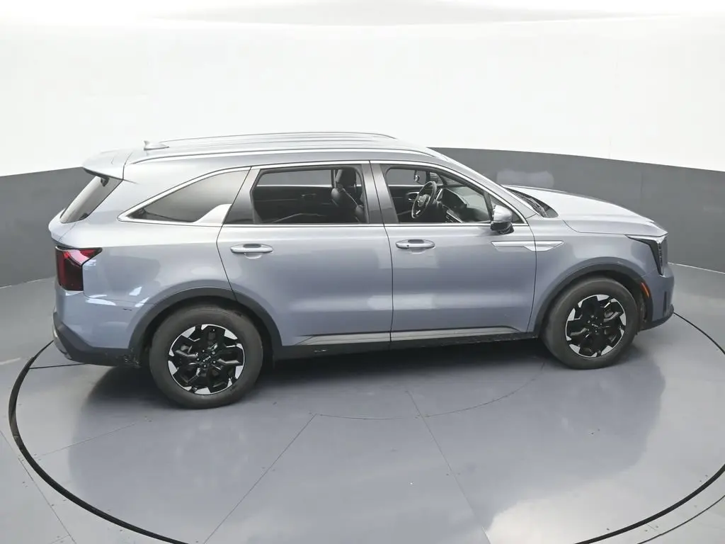 2024 Kia Sorento - $24,991