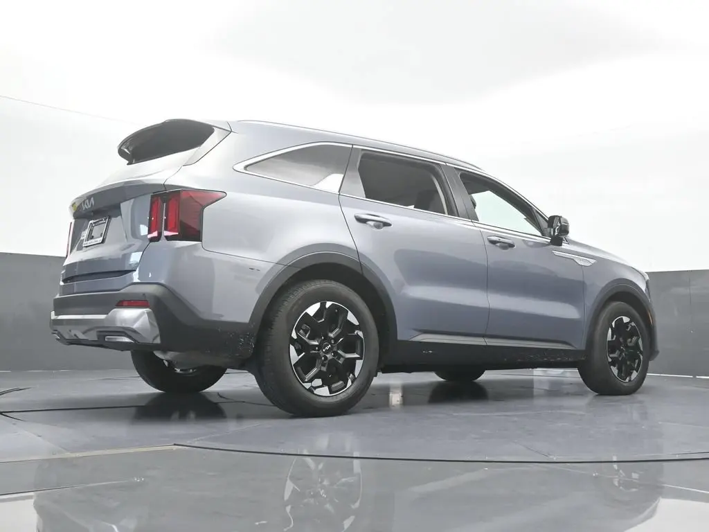 2024 Kia Sorento - $24,991